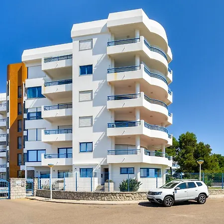 Whome Coastline Atlantic Gardens W/ac, Parking & Sea View