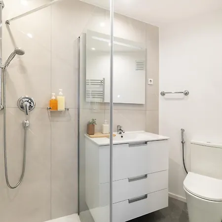 Whome Coastline Atlantic Gardens W/ac, Parking & Sea View *